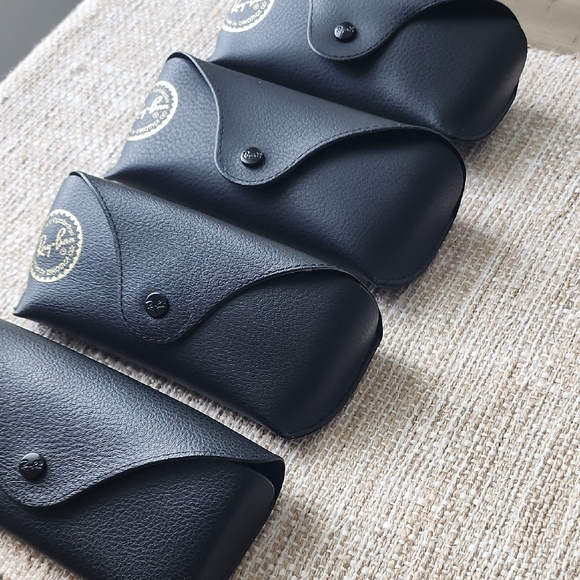 Ray-Ban Black Sunglasses Cases (4) - Picture 4 of 5